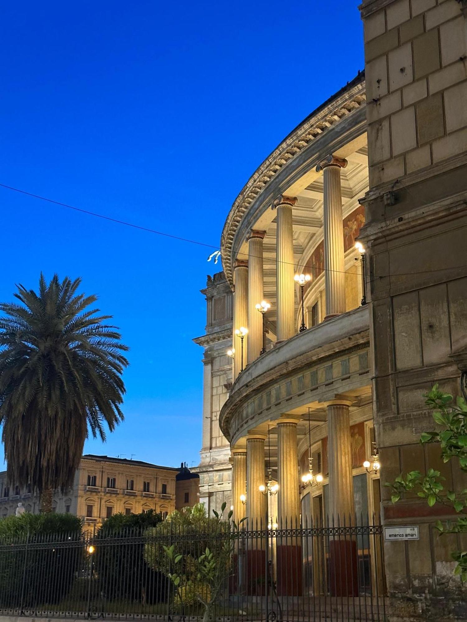 Casa Politeama Florio Apartment Palermo Exterior photo